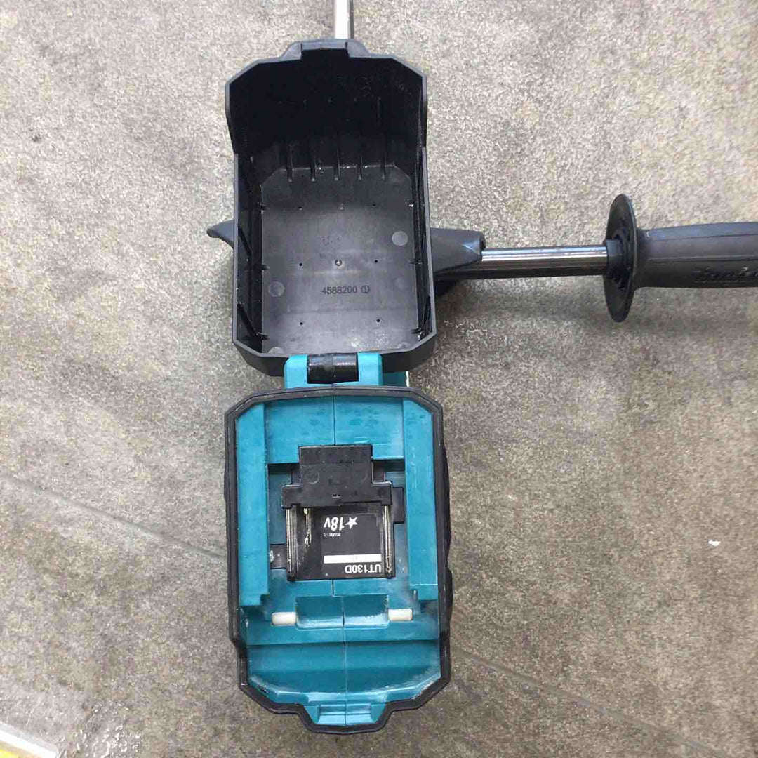 マキタ(makita) コードレスかくはん機 UT130DZ【川崎店】