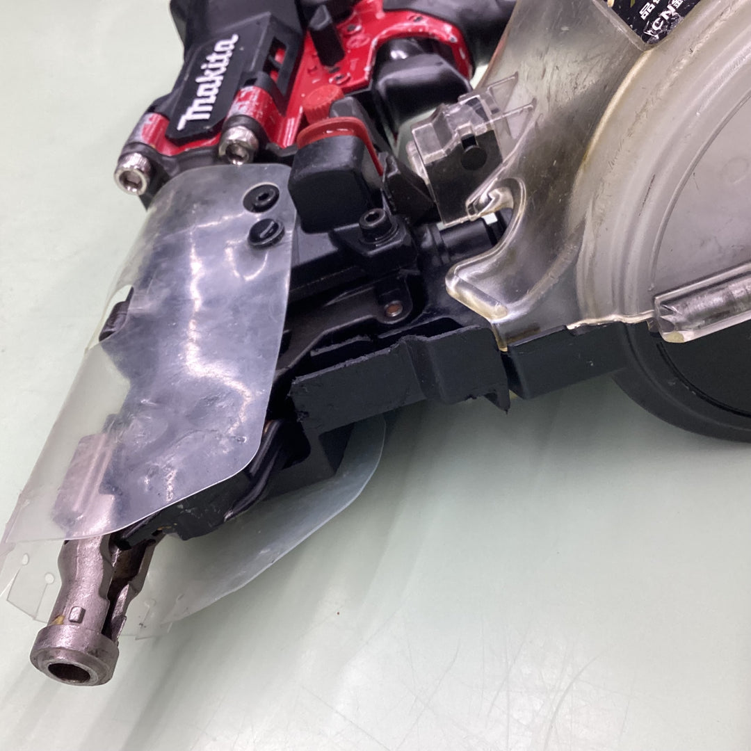 ★マキタ(makita) 高圧エア釘打ち機 AN636H 32mm〜65mm【越谷店】