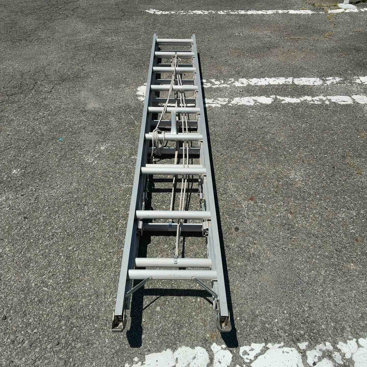 【中古品/店頭受取り限定】 長谷川工業 (ハセガワ/Hasegawa) 3連はしご HC3-2.0-70 (HC3-70) 【藤沢店】