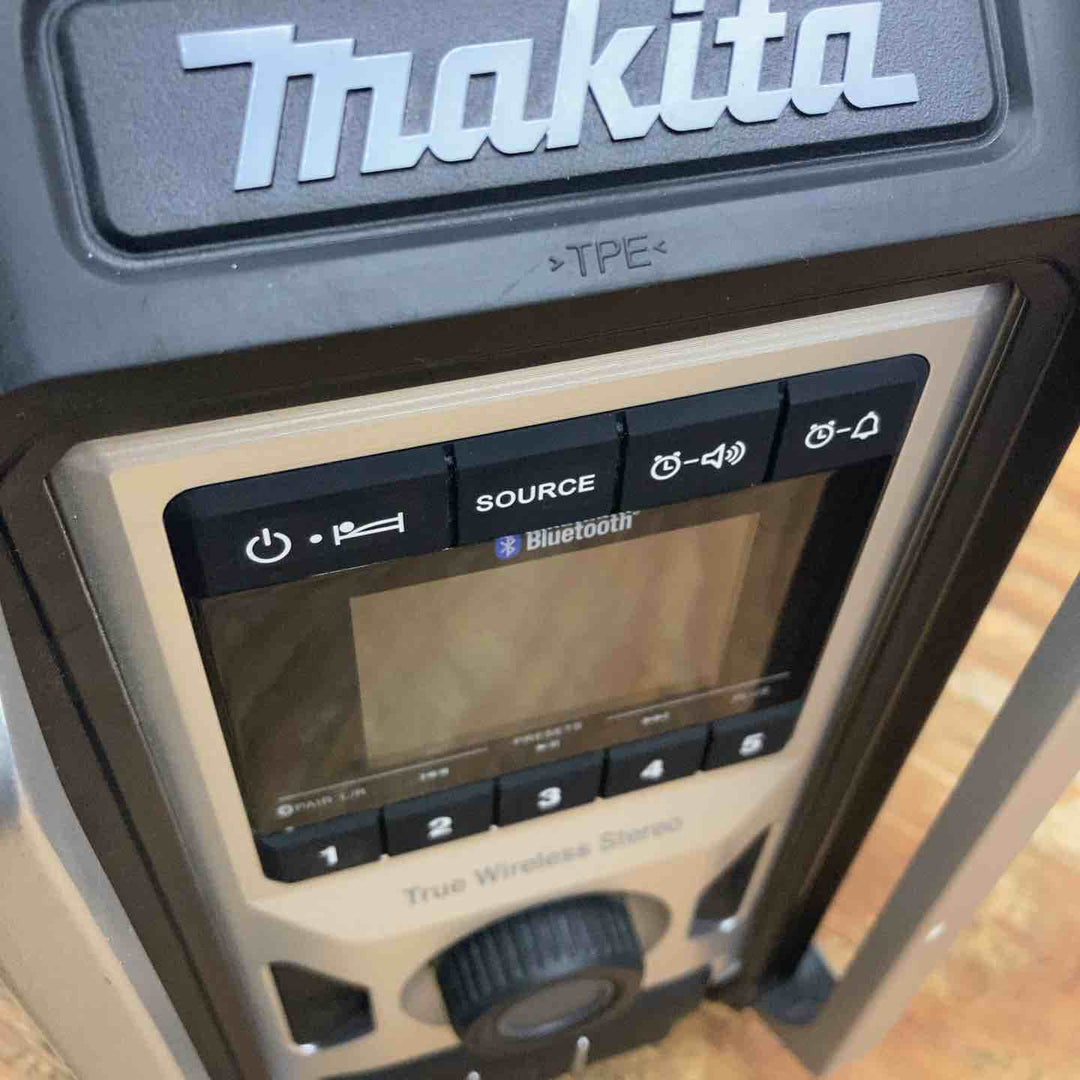 ★マキタ(makita) コードレスラジオ MR113B【柏店】