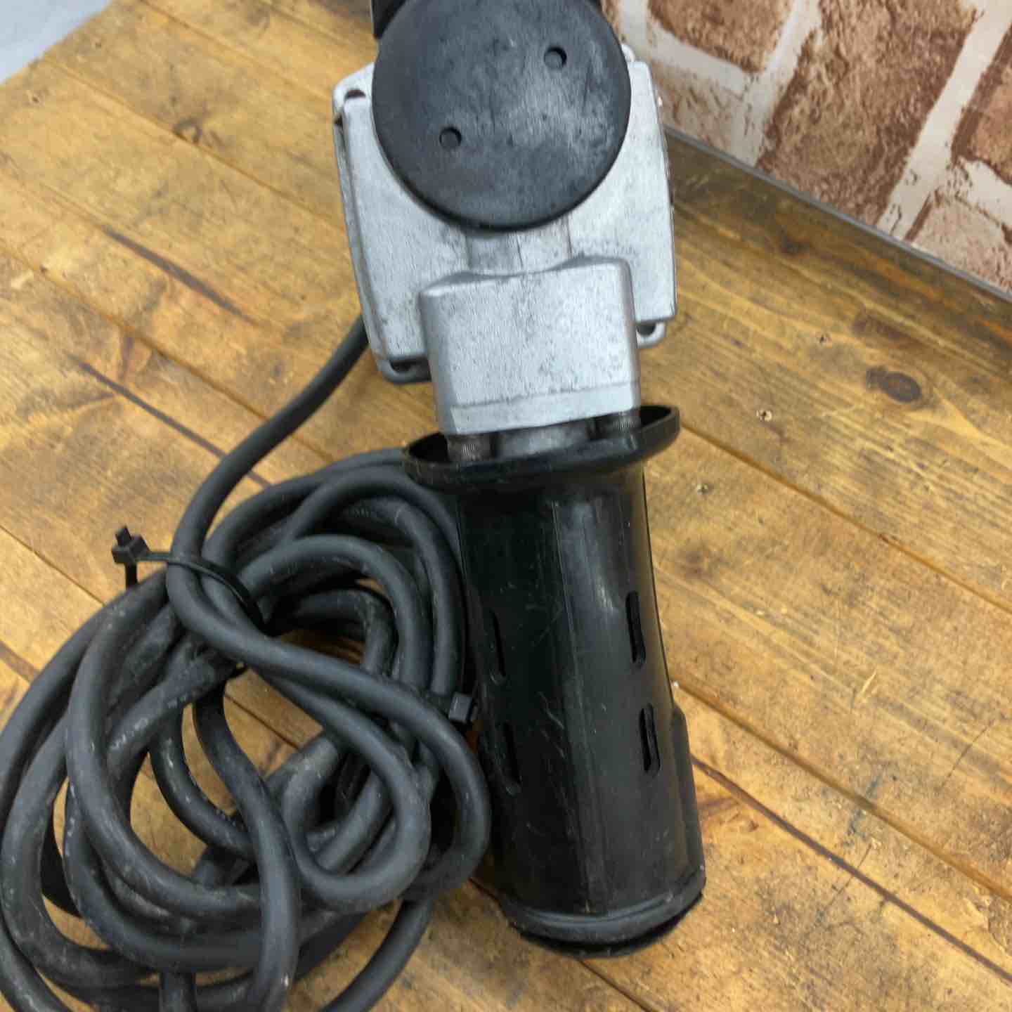 中古品】マキタ(makita) 電動ケレン HK1810【所沢店】 – アクトツール