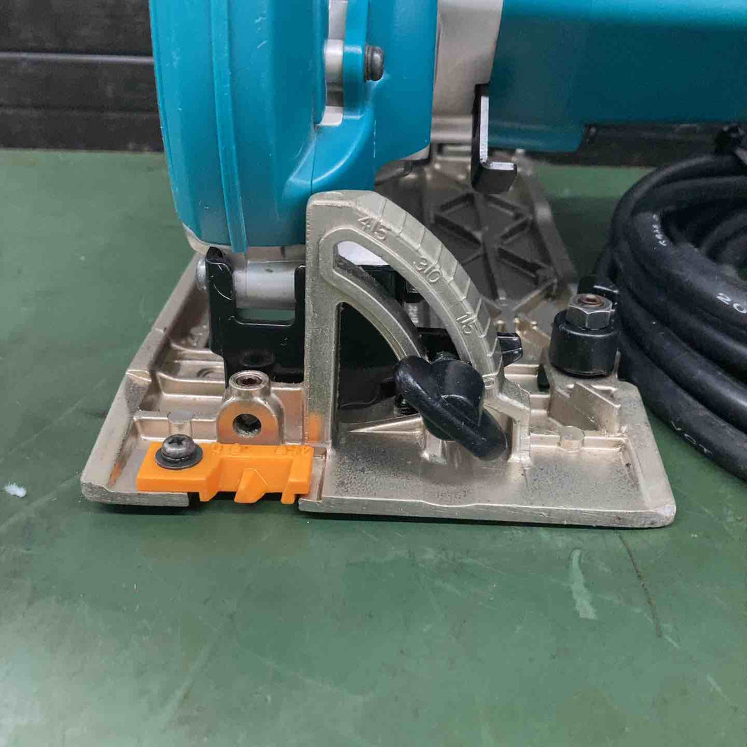 ★マキタ(makita) 165mm電気マルノコ 5637BA【戸田店】