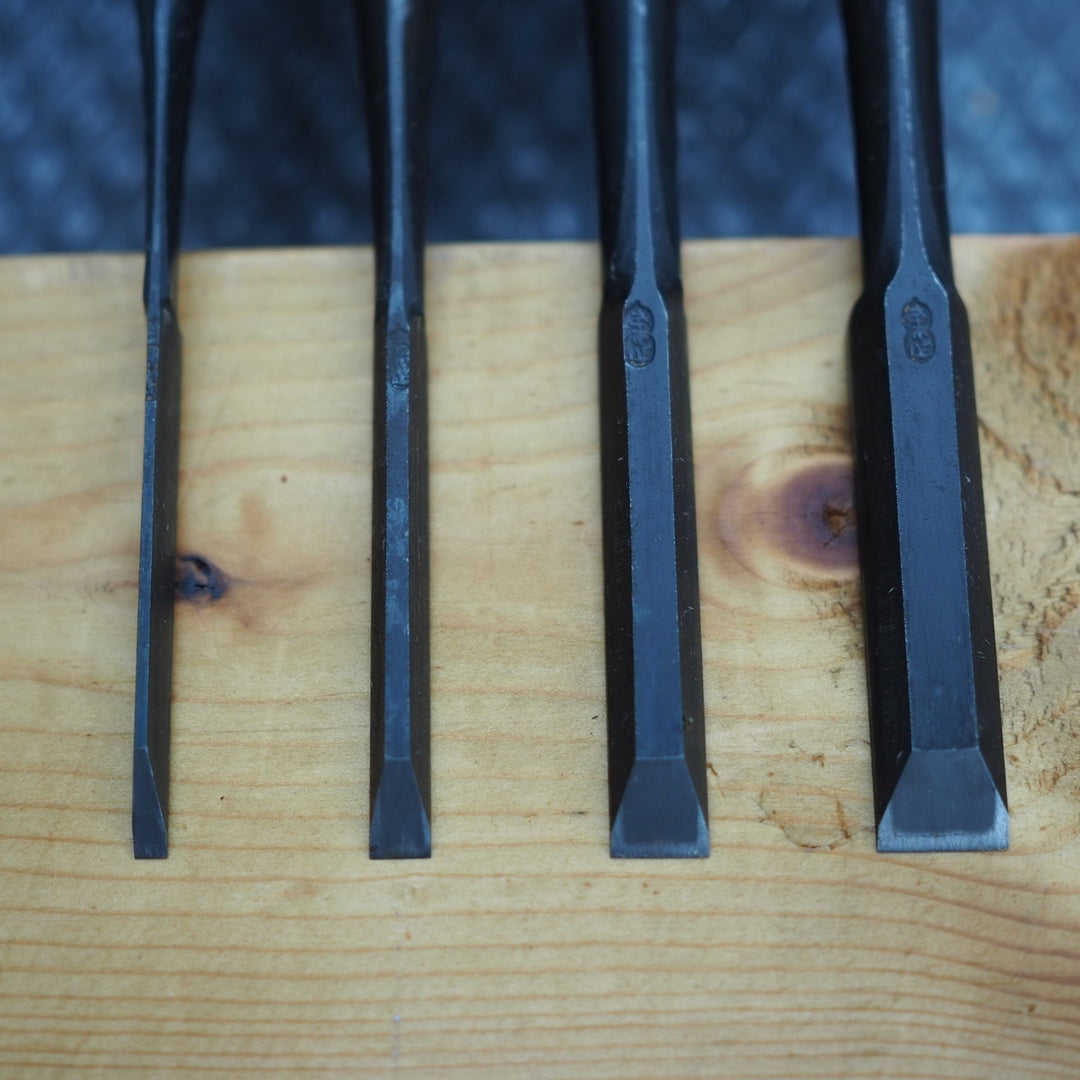 長期保管品 面取追入鑿　「左市弘」　 赤樫柄10本組【鴻巣店】