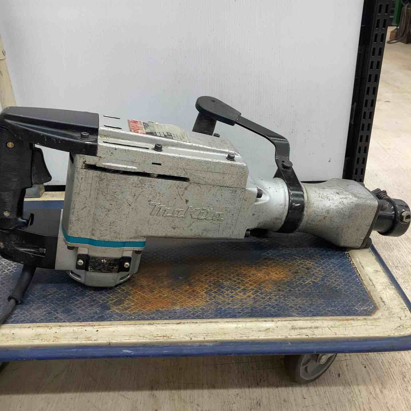 店頭受取り限定】マキタ(makita) 電動ハンマ HM1500 チゼル、ブル