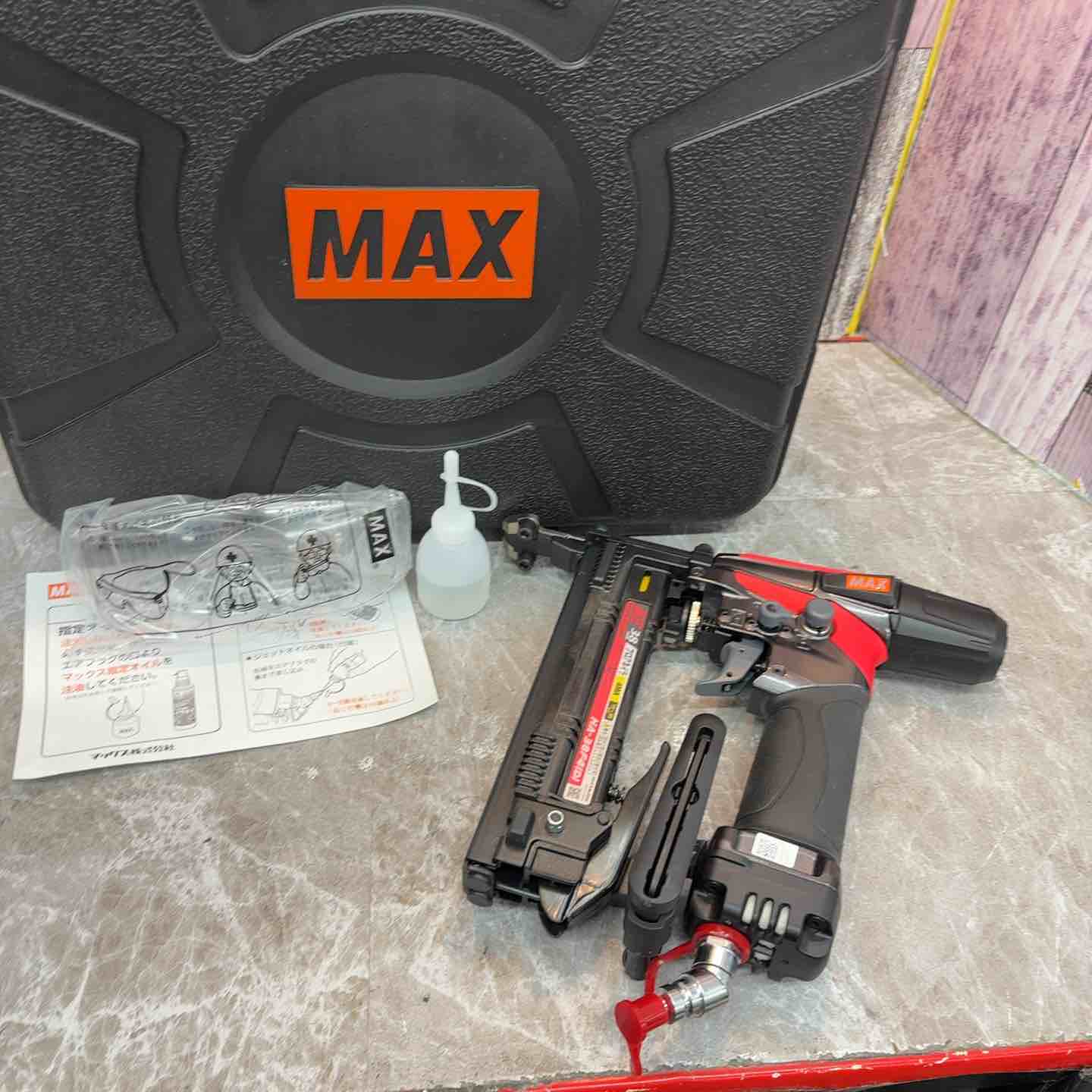 マックス TA-225/425J エアネイラ【野田愛宕店】【店頭取引限定】【中古】管理番号：ITD9K84PR9PH マックス(MAX)のエアネイラ TA-225/425Jを買取させて頂きました