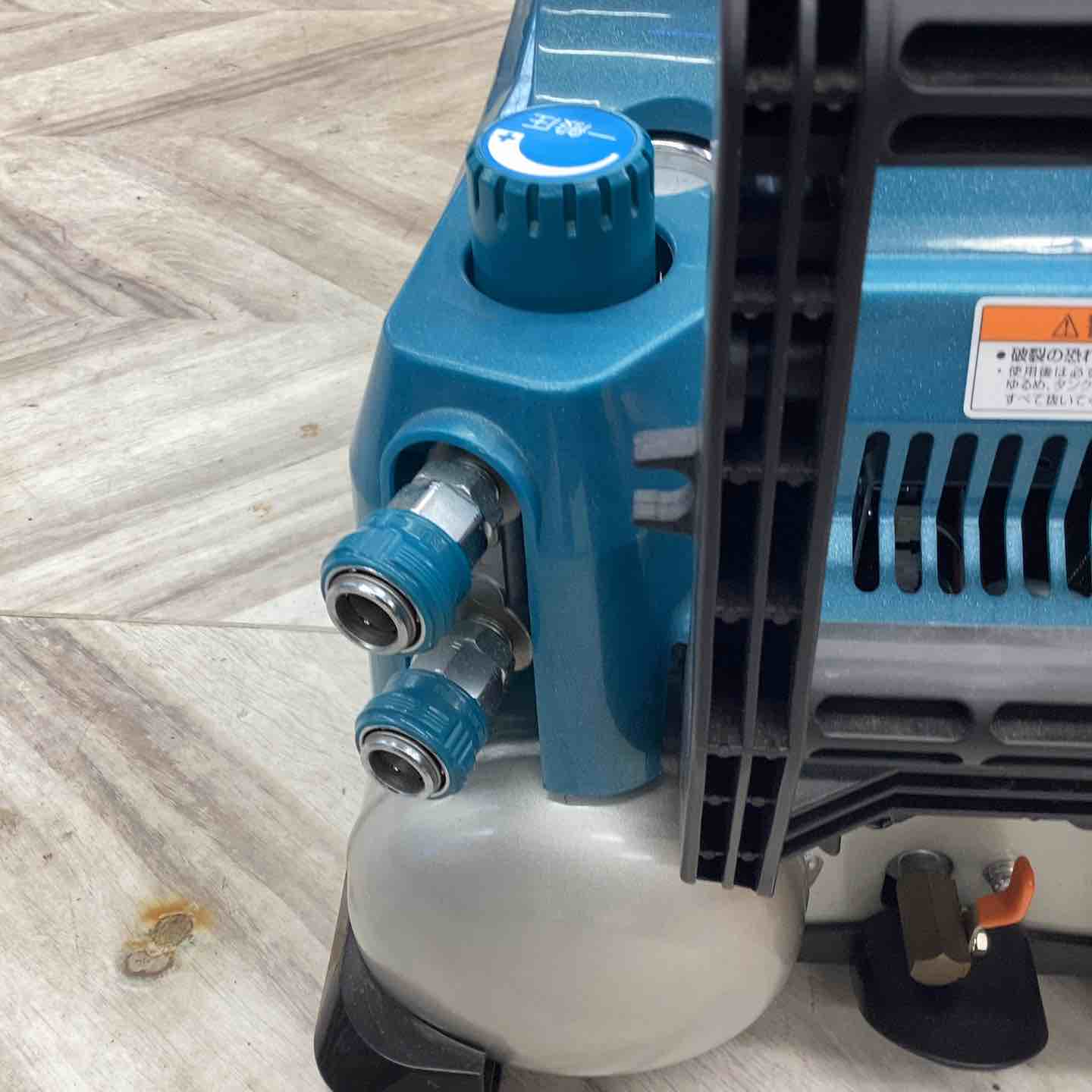 ☆マキタ(makita) エアコンプレッサー AC461XL【越谷店】 – アクト