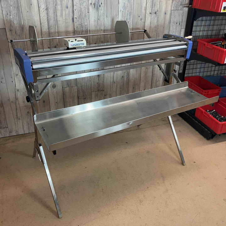 【中古品／店頭受取り限定】 極東 手動糊付け機 β-ED (B-ED) 壁紙 クロス 【東大和店】
