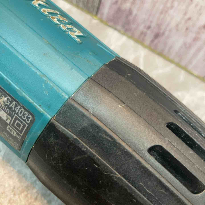 ☆マキタ(makita) 100mmディスクグラインダ GA4033【八潮店】