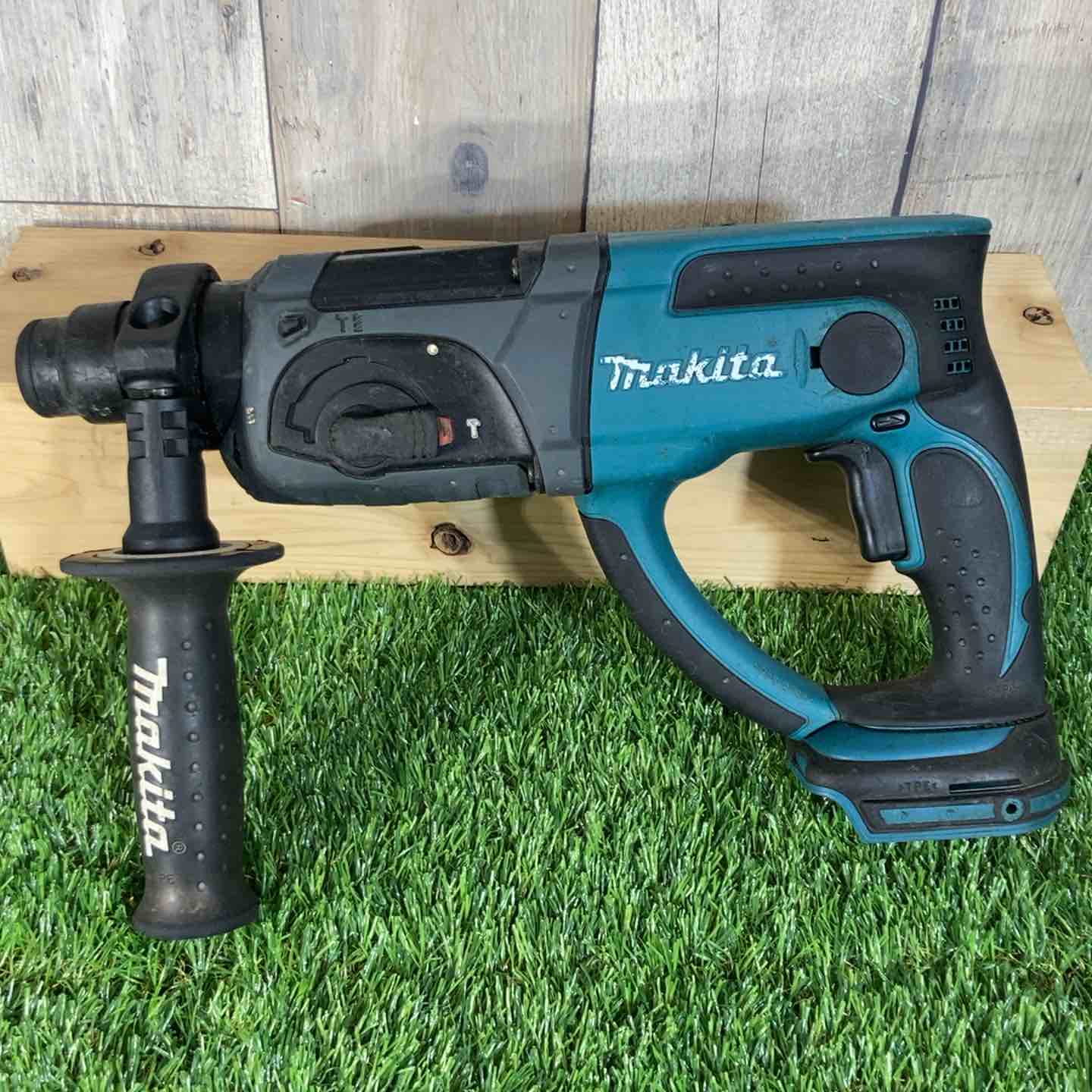 ☆マキタ(makita) 18V 20㎜コードレスハンマドリル HR202DZ 本体のみ【戸田店】 ☆マキタ(makita) 18V 20㎜コードレスハンマドリル HR202DZ 本体のみ