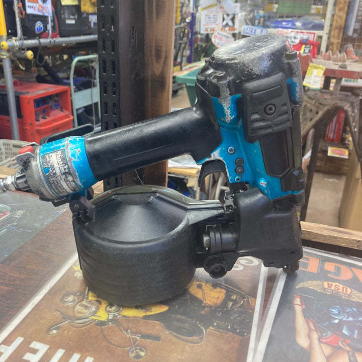 ★マキタ(makita) 高圧エア釘打ち機 AN533HM【草加店】