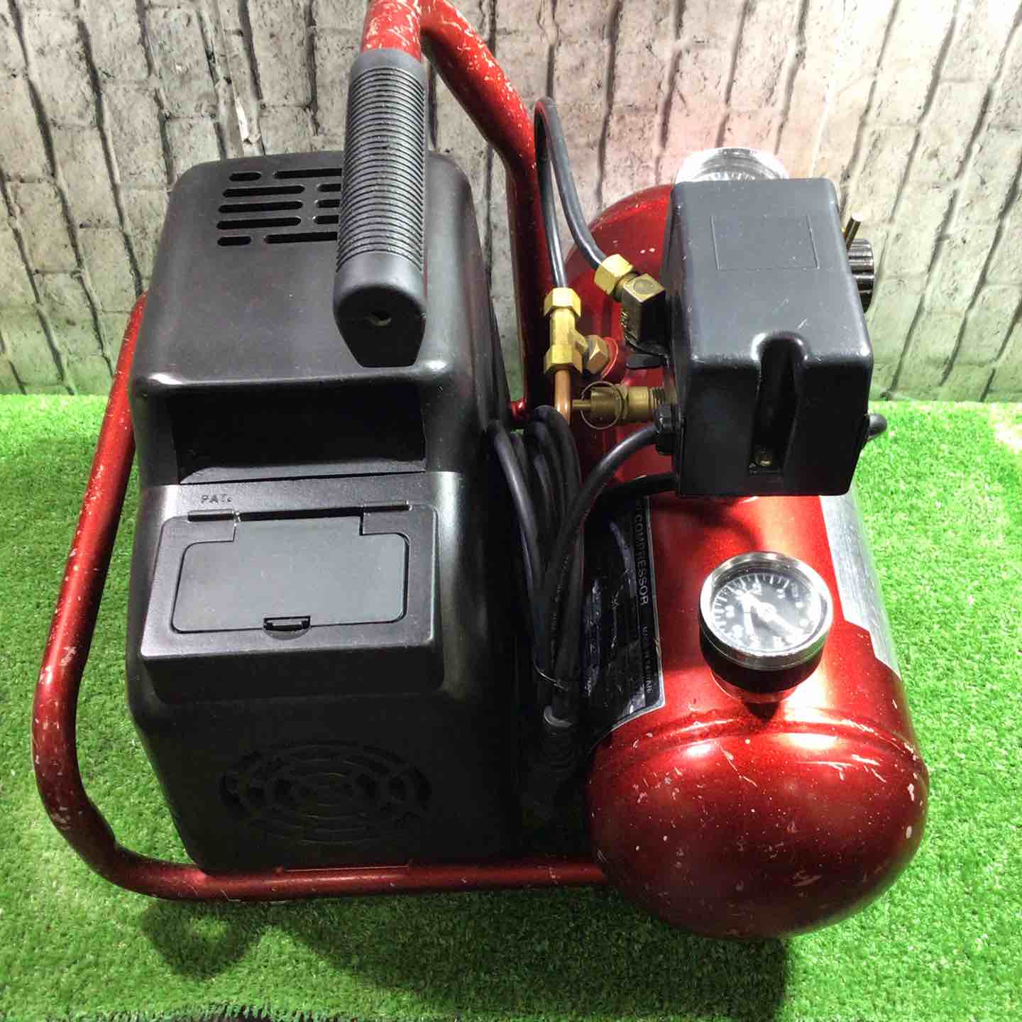 ◇藤原産業 (SK11) オイルレス エアーコンプレッサー SR-045 タンク