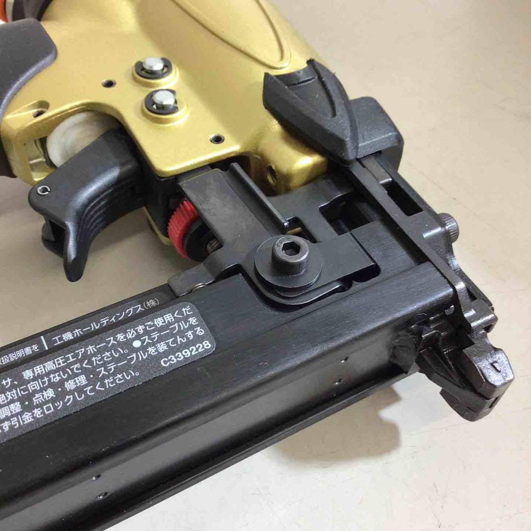 ★ハイコーキ(HIKOKI ※旧:日立工機) 高圧エアタッカ N2504HMB【戸田店】
