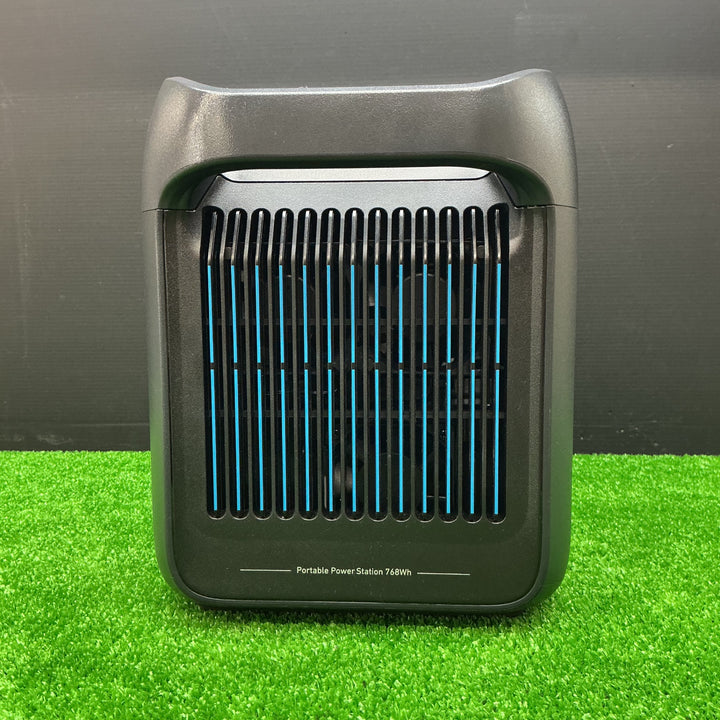 【中古美品】Anker Solix C800 with Anker Solix PS10 768Wh ポータブル電源と100Wソーラーパネルセット【電材館越谷店】