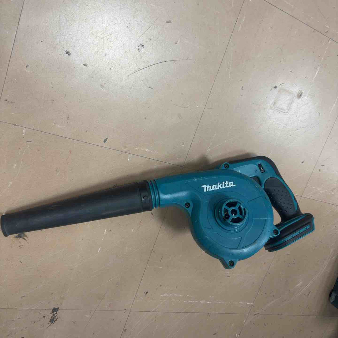 ☆マキタ(makita) コードレスブロワ UB142DZ【草加店】