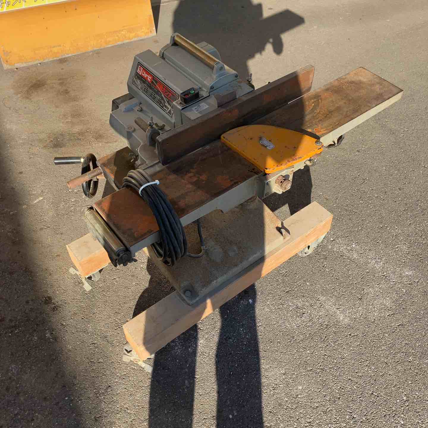 【店頭引取限定】【中古】【現状販売】RYOBI リョービ 超仕上げカンナ16,500円(税込) リョービ RYOBI 小型超仕上げカンナ SL-180の中古 中古B使用感あり