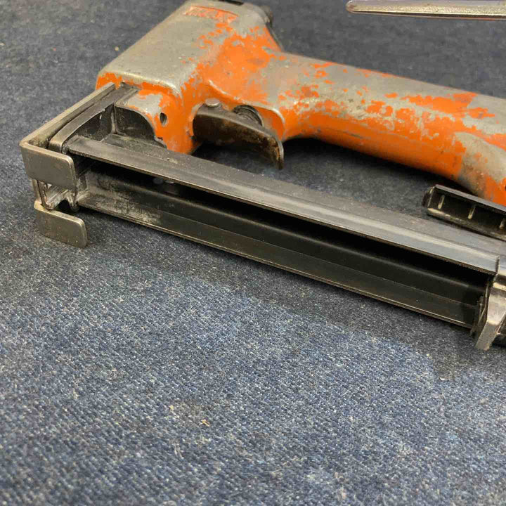 ☆マックス(MAX) 常圧エアタッカ TA-20A/422Jキュウオン 4mm×10～22mm【八潮店】