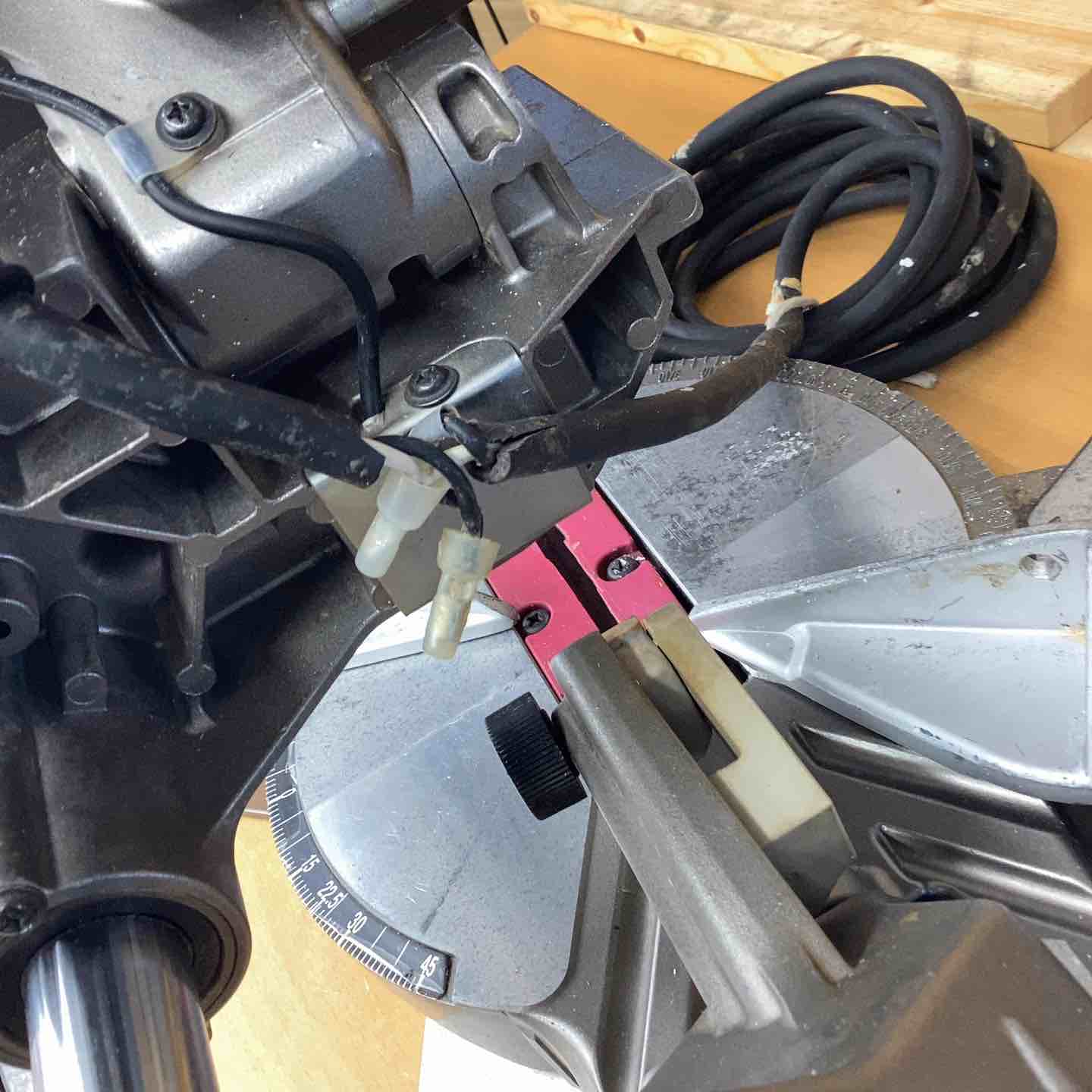 ☆ハイコーキ(HIKOKI ※旧:日立工機) 卓上スライド丸のこ C6RSHC【越谷