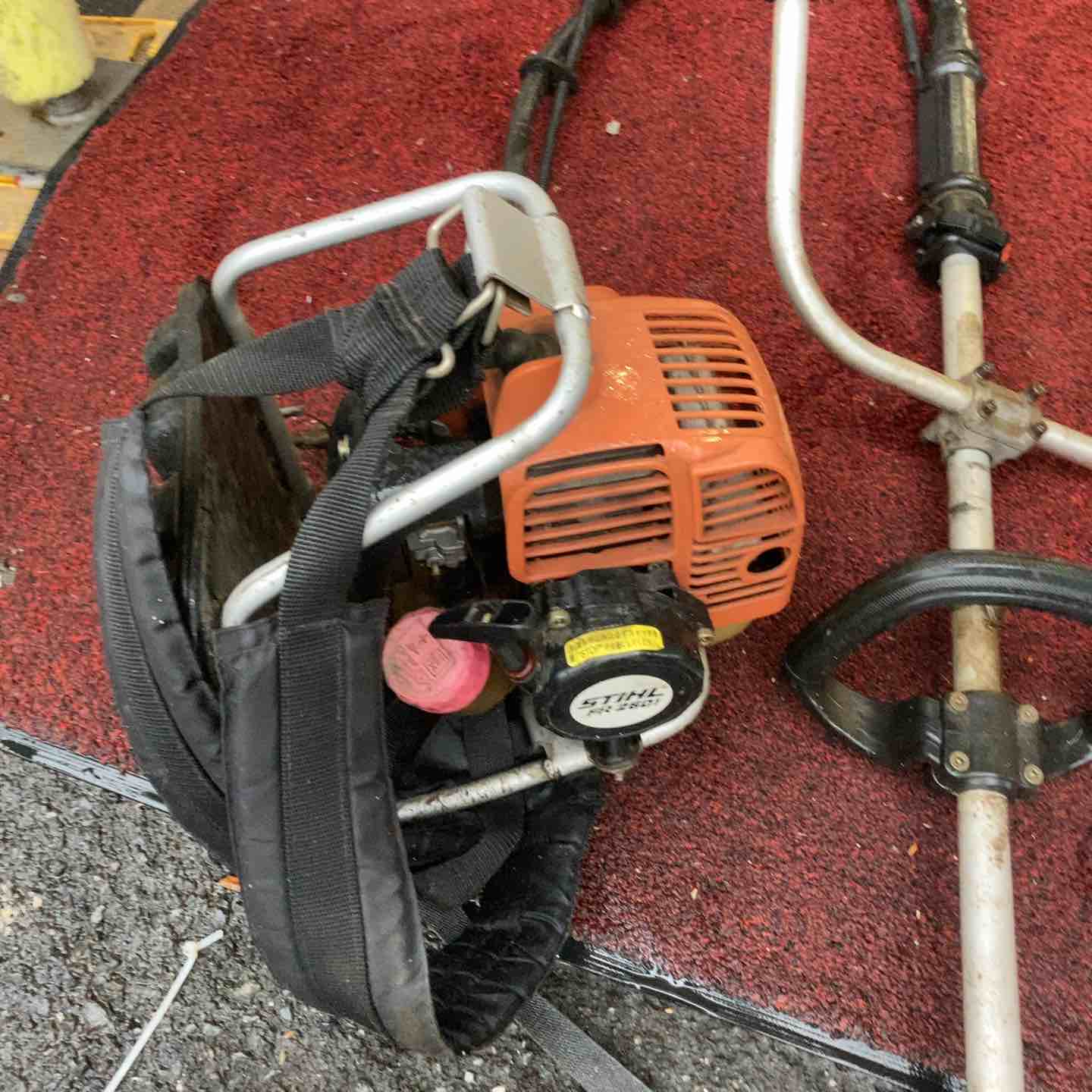 店頭受取り限定】STIHL スチール FR2601 背負い式 草刈機 刈払機