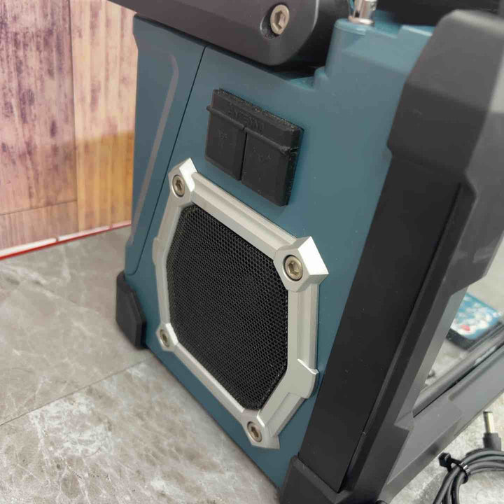 ☆マキタ(makita) コードレスラジオ付テレビ TV100【八潮店】
