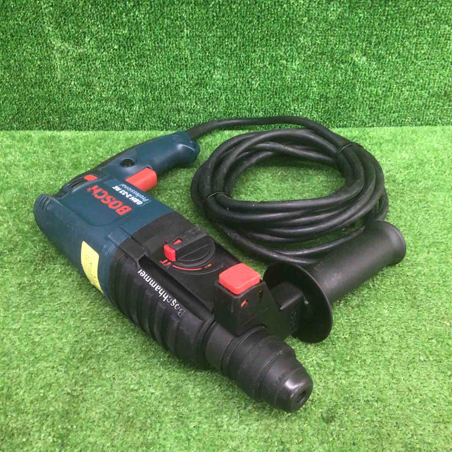 ★値下げしました★ ボッシュ BOSCH GBH2-23RE ハンマドリル 中古美品 ケース付き 【ハンズクラフト宜野湾店】 中古品】 ボッシュ/BOSCH ハンマドリル GBH2-23RE 【鴻巣店】 – アクト