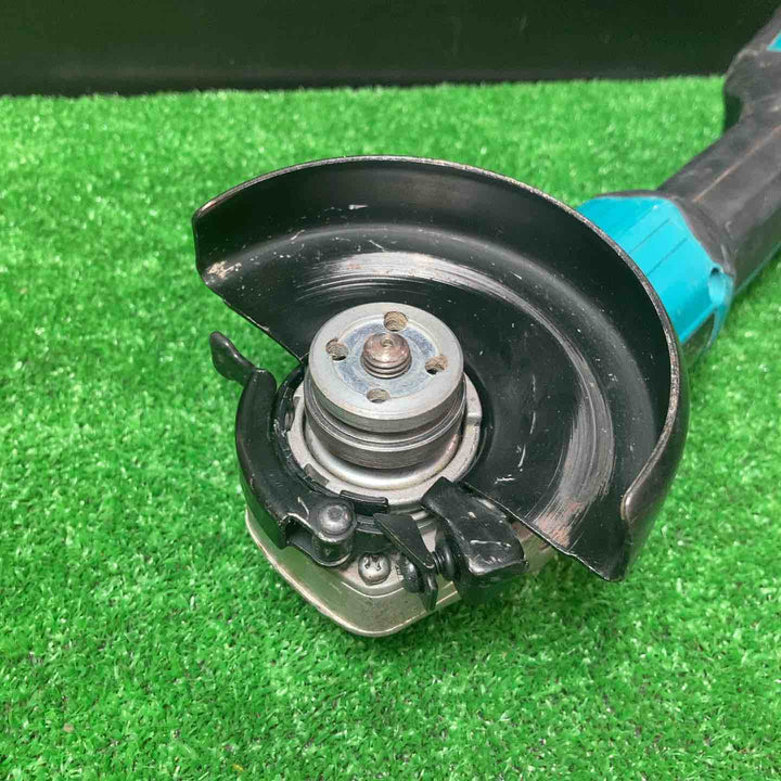 ☆マキタ(makita) 100mmコードレスディスクグラインダ GA404DZN (GA404DN) 18V5.0Ahバッテリー付き【岩槻店】