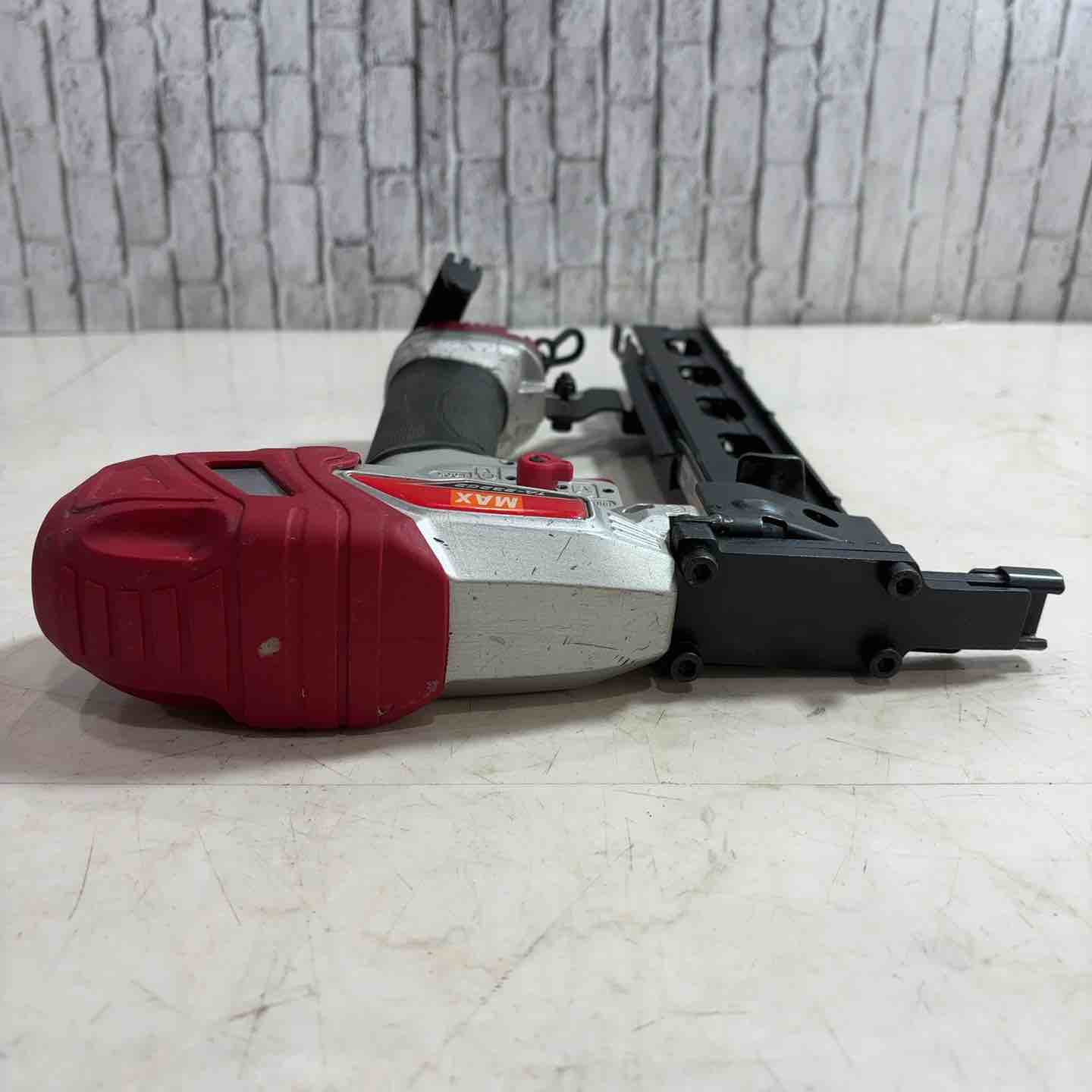 ☆マックス(MAX) 常圧内装エアタッカ TA-232G2/4MA内装 動作確認済み