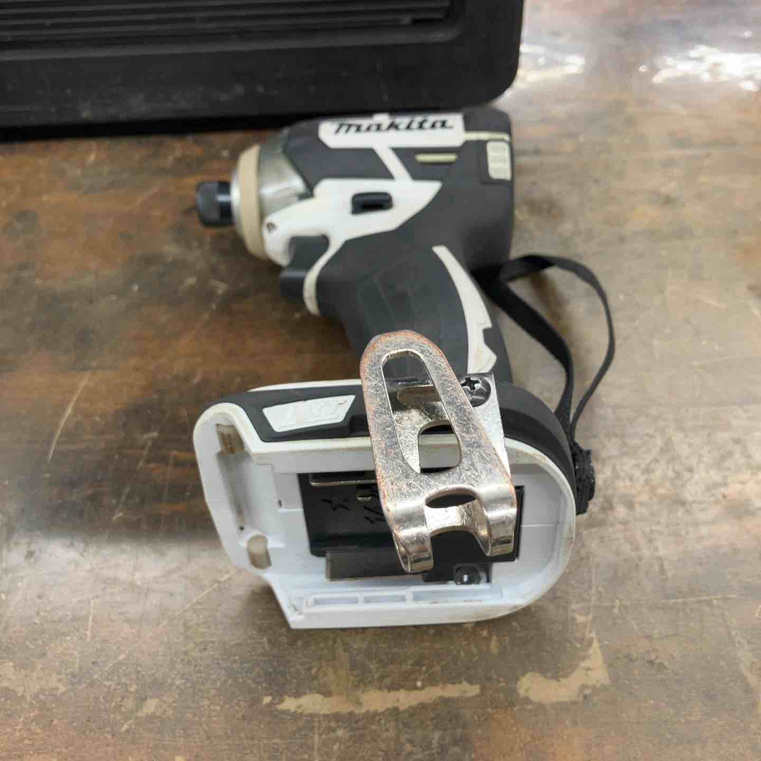 ★マキタ(makita) コードレスインパクトドライバー TD137DRFXW【戸田店】