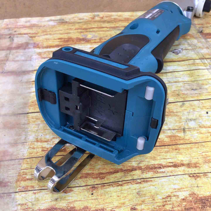 マキタ(makita) コードレスアングルインパクトドライバ TL060DRF【川崎店】
