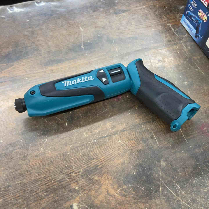 ☆マキタ(makita) コードレスペンインパクトドライバ TD021DSHSP【戸田店】