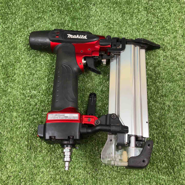 ★マキタ(makita) 高圧フィニッシュネイラ AF551H【川崎店】
