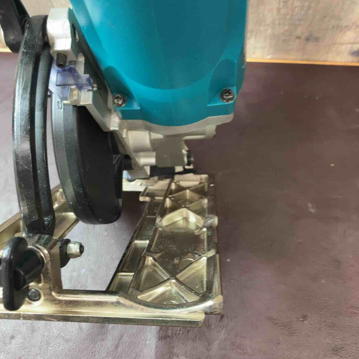 【中古品】 マキタ(makita) 防じん丸のこ KS5200FX マルノコ 【東大和店】