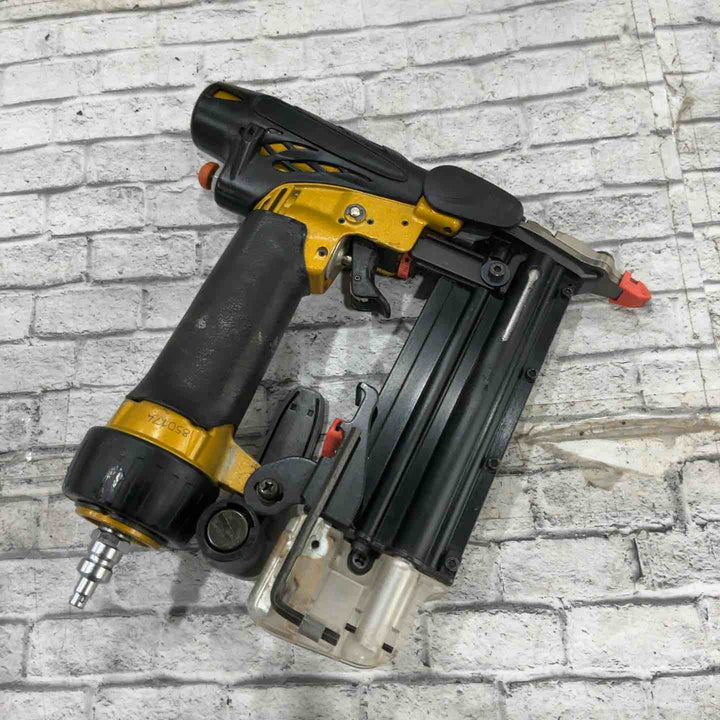 ☆ハイコーキ(HIKOKI ※旧:日立工機) 高圧ピンネイラ NP45HM【川口店】