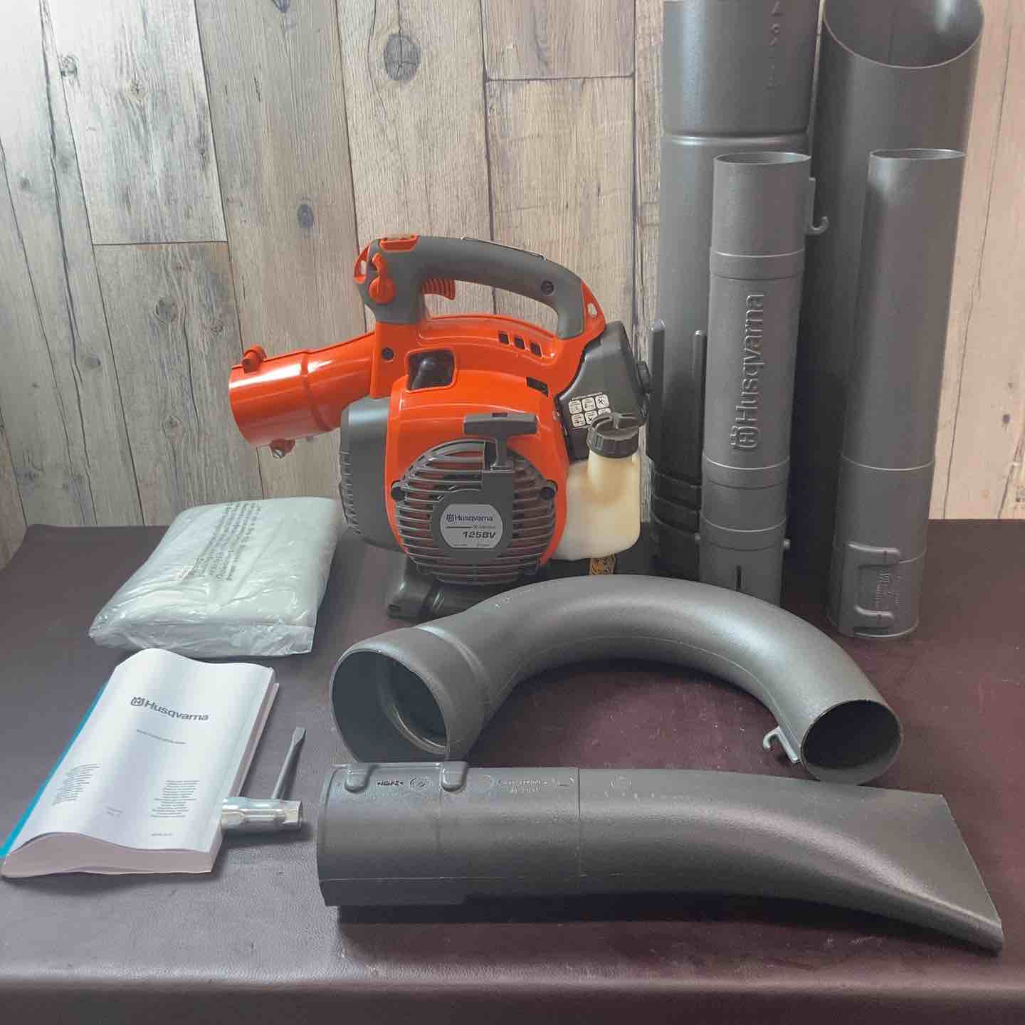 ハスクバーナ・ゼノア ハスクバーナ エンジンブロワバキューム125BVx 952715645 ハスクバーナ エンジンブロワ(ハンディ バキュームキット付) 125BVX別送品