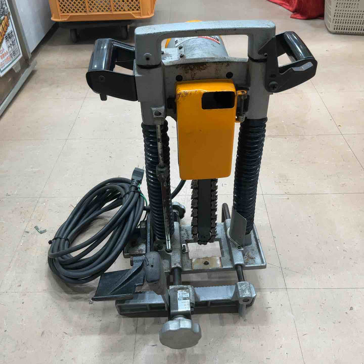 ◇マキタ(makita) チェーンノミ 7100B【草加店】