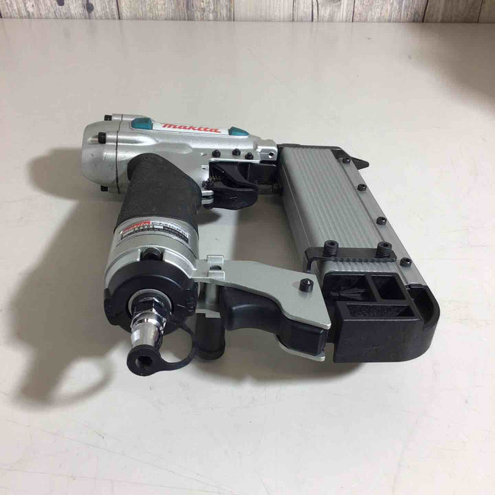 ★マキタ(makita) 常圧ピンネイラ AF351【戸田店】