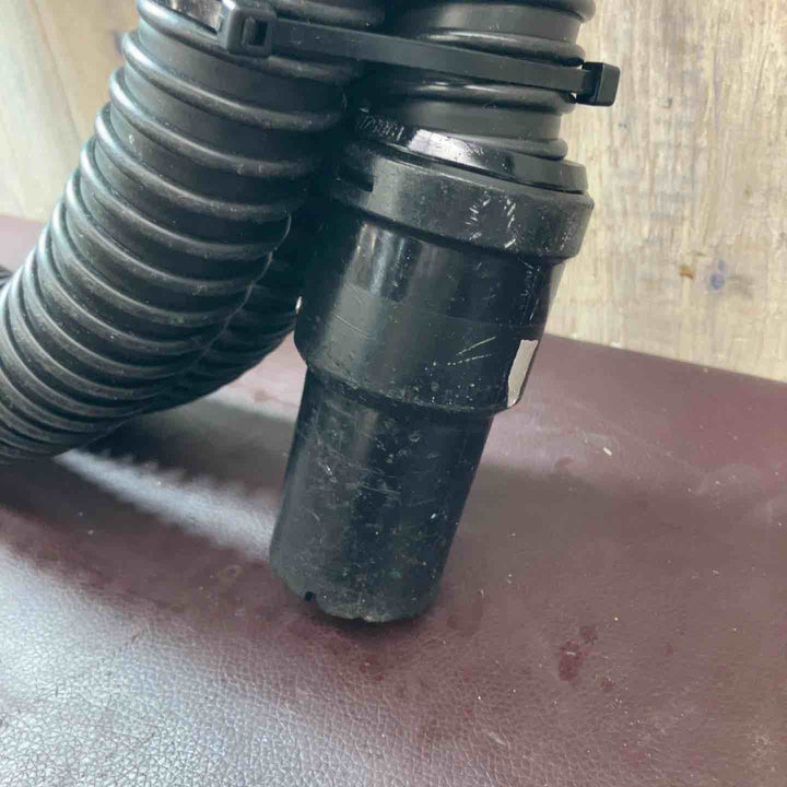 【中古品】マキタ(makita) 集じん機 483 集塵機 掃除機 100V【東大和店】