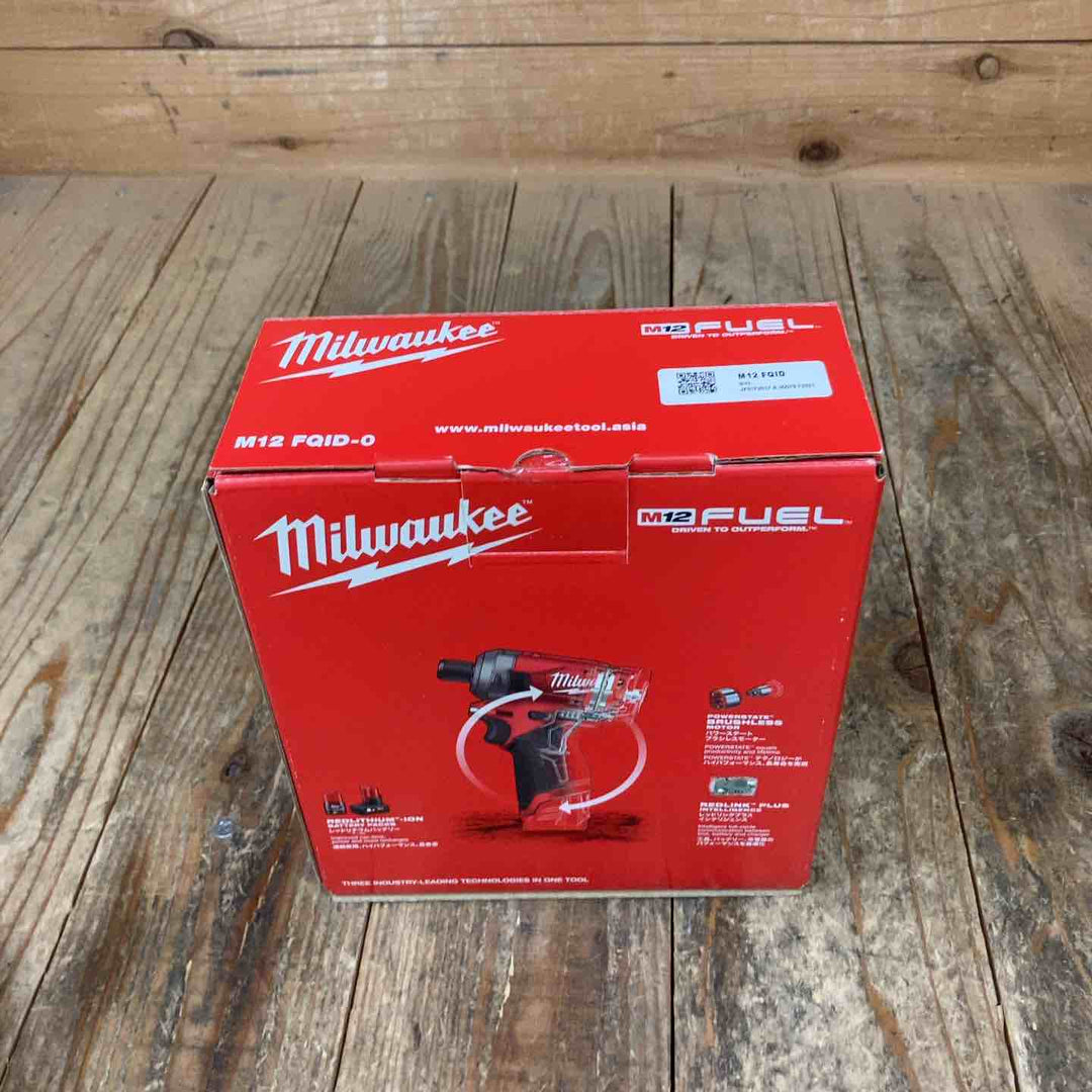 未使用 ミルウォーキー(milwaukee) 充電式インパクトドライバー M12 FQID-0 12Vバッテリー2個[4.0Ah(M12B4)、6.0Ah (M12B6)] 充電器 C12C セット【所沢店】
