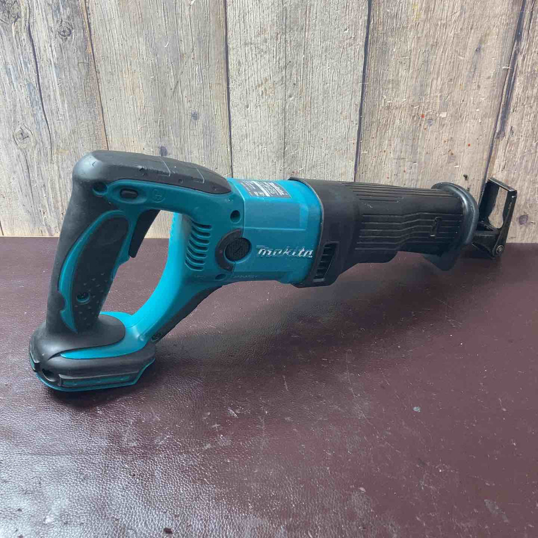 【中古品】★マキタ(makita) コードレスレシプロソー JR141DRF【東大和店】