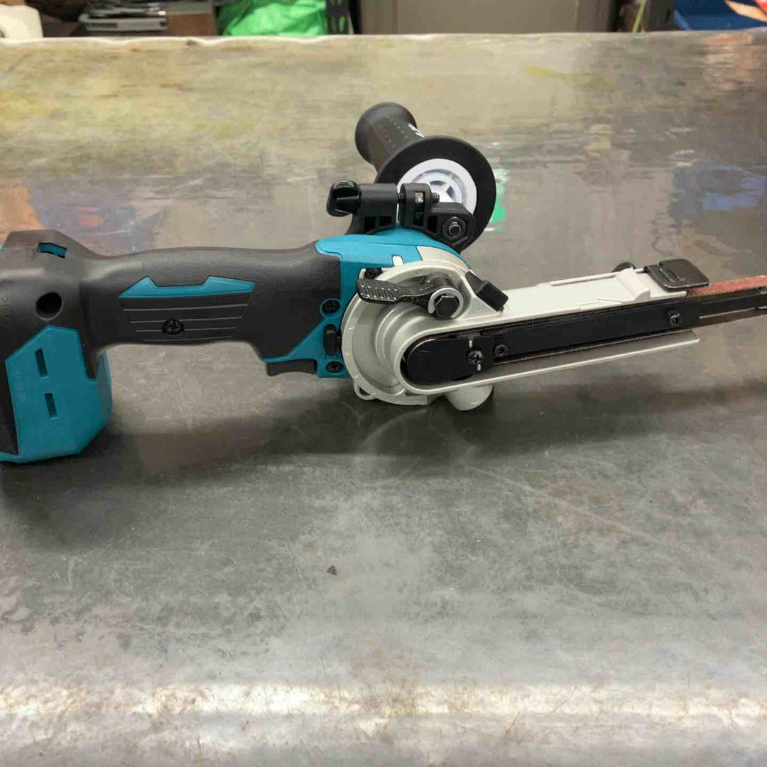 ★マキタ(makita) コードレスベルトサンダ BS180DZ【戸田店】