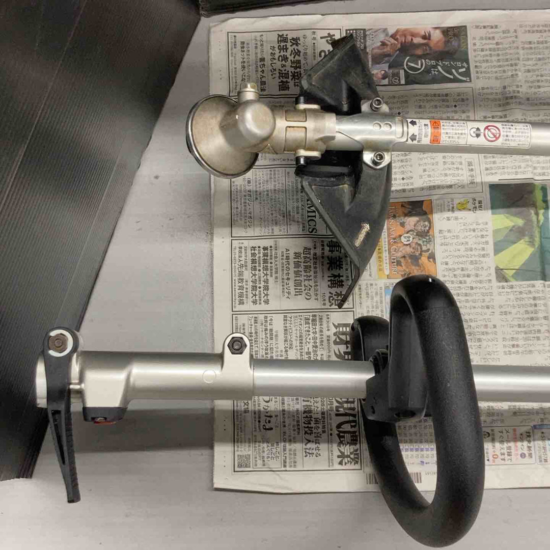 【美品】makita 刈刃アタッチメントEM402MP【7D6】＋ 充電式スプリットモータMUX18DZ【719】セット品【戸田店】