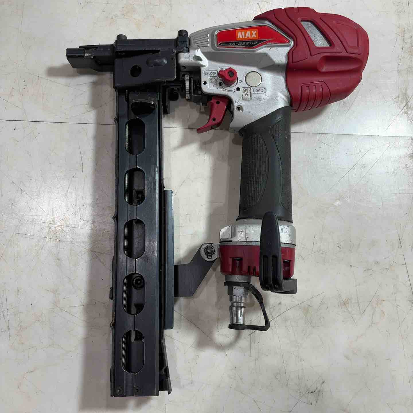 ☆マックス(MAX) 常圧内装エアタッカ TA-232G2/4MA内装 動作確認済み