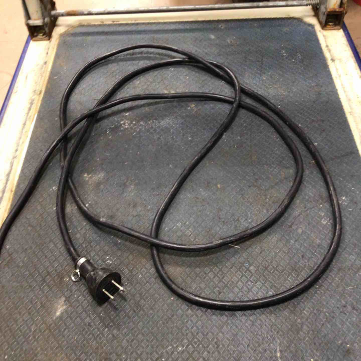 ◇マキタ(makita) 乾式 集じん機 472(P)【草加店】