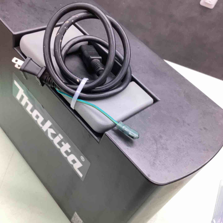 【中古品】makita マキタ ポータブル電源 PAC100 消費電力900W【越谷店】