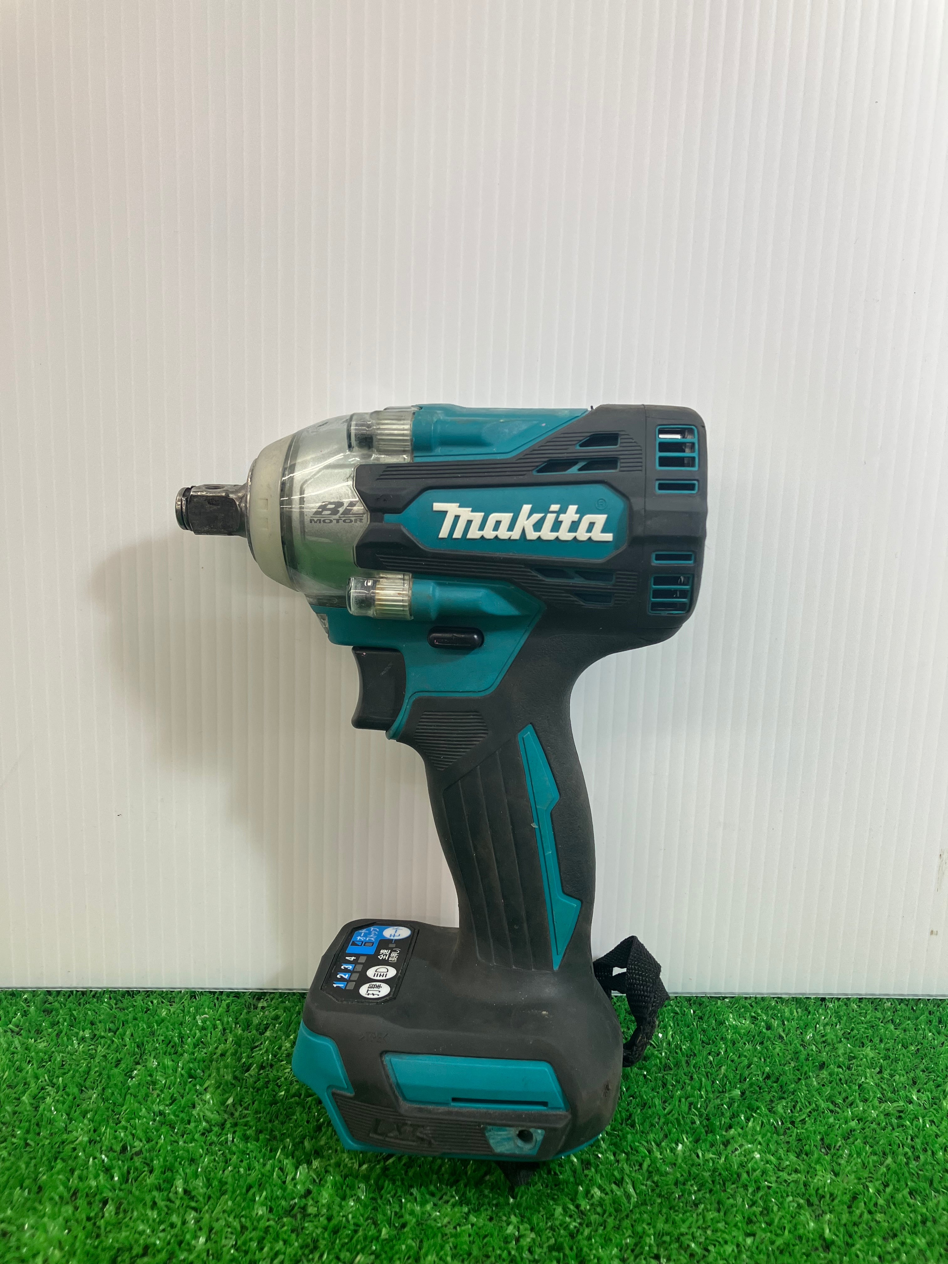 makita （マキタ）　インパクトレンチ