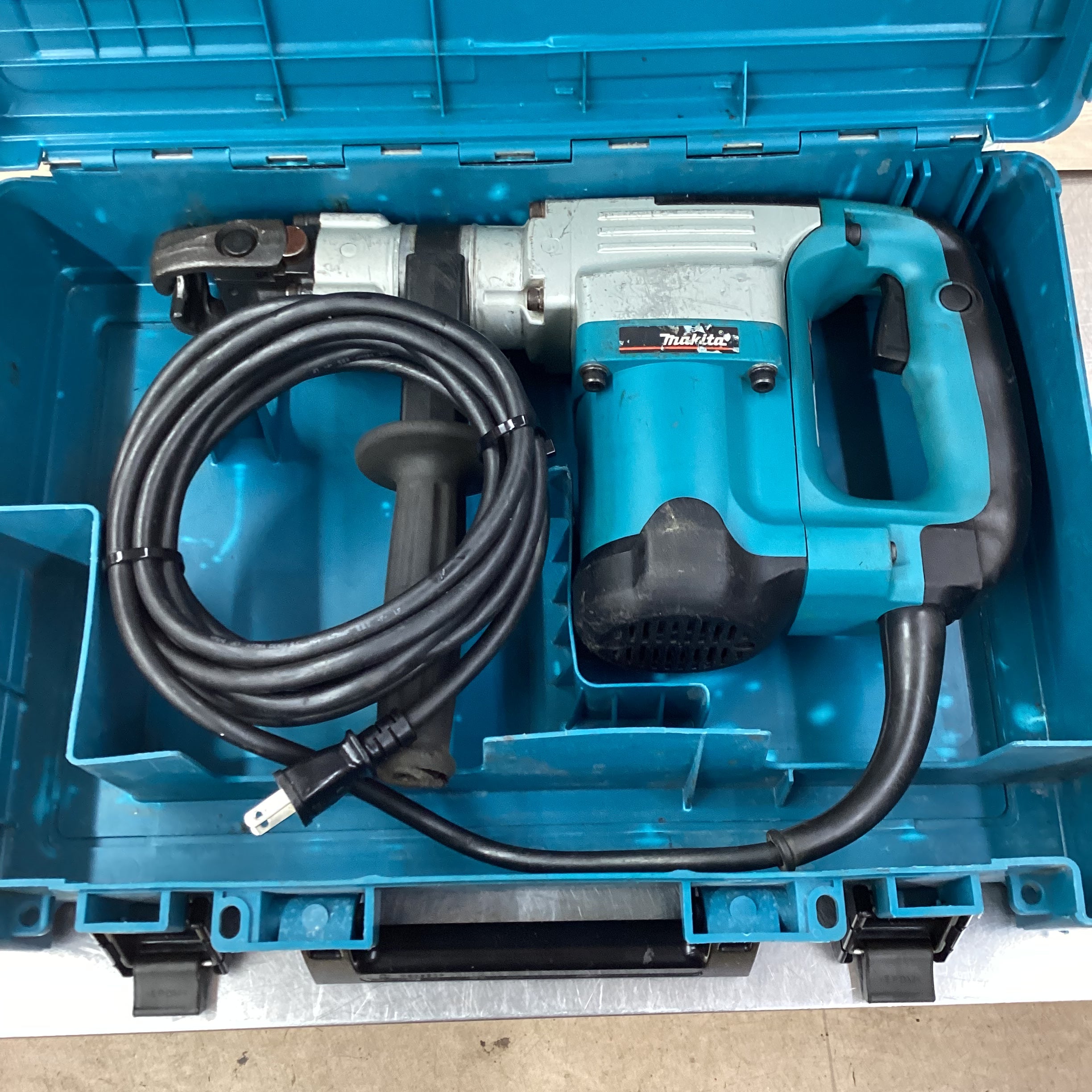 マキタ makita 電動ハンマー HM0830【分解清掃済み、モーター新品 