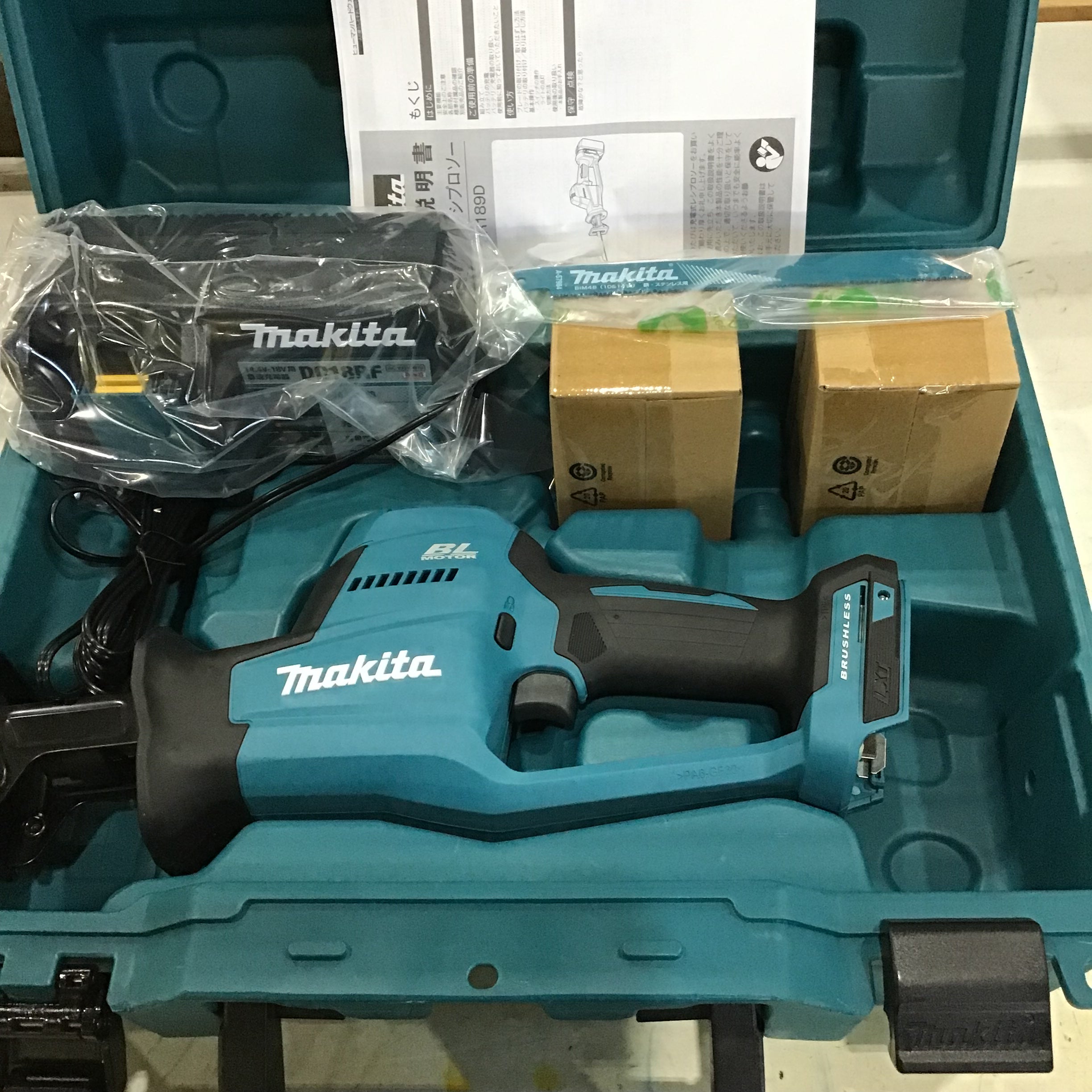 未使用品】☆マキタ(makita) コードレスレシプロソー JR189DRGX-