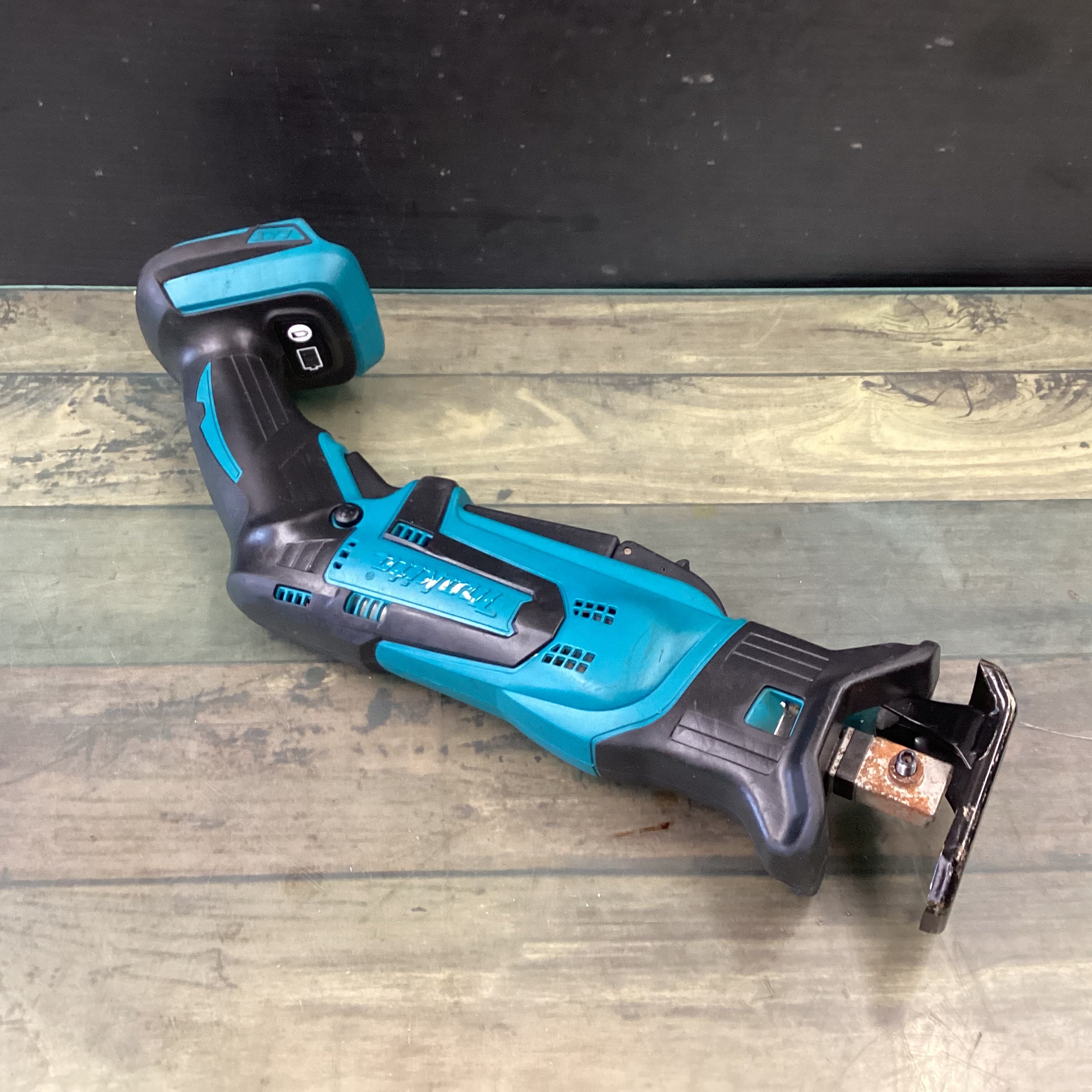 ☆マキタ(makita) コードレスレシプロソー JR144DZ 【東大和店