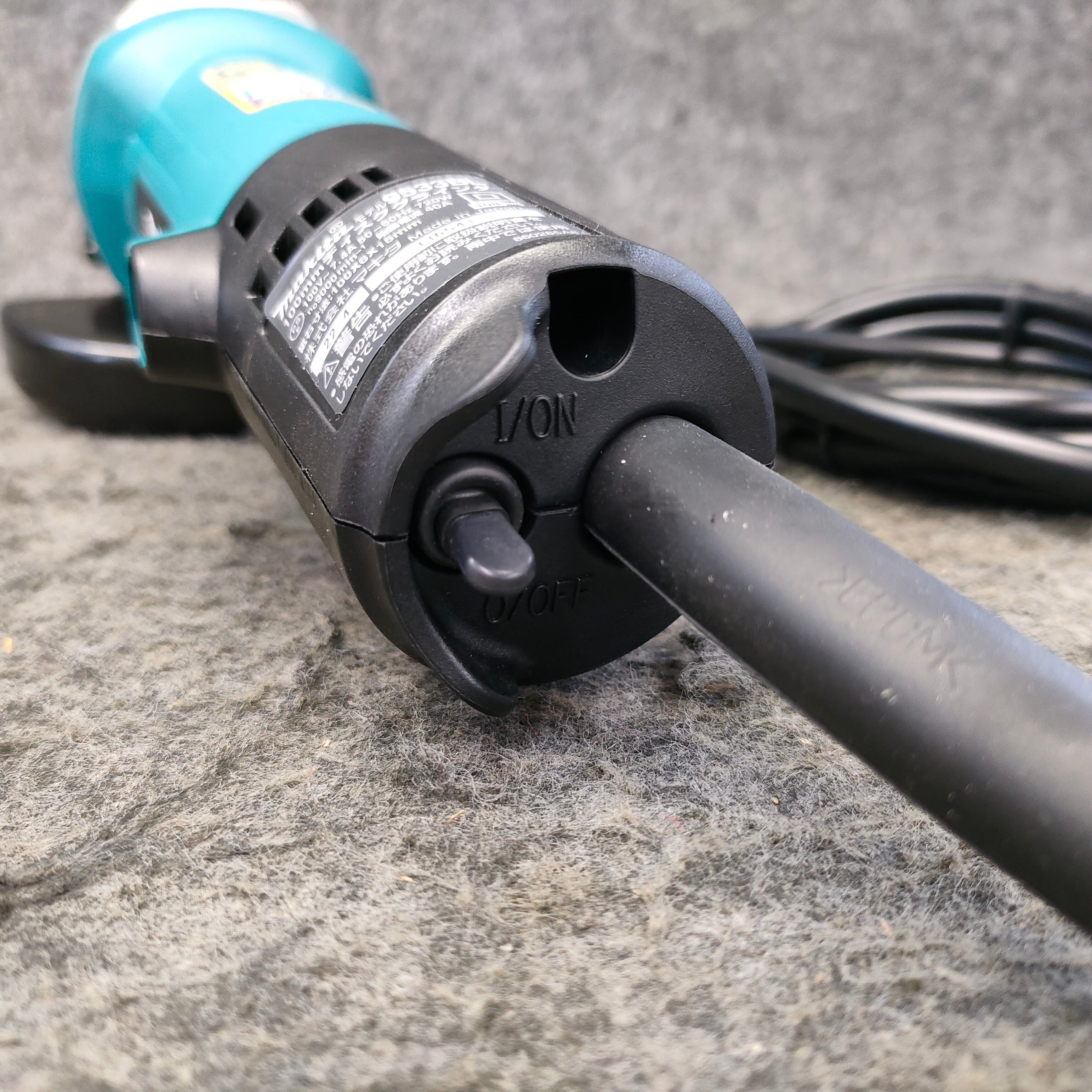 マキタ(makita) 100mmディスクグラインダ 9533BL【川崎店】 | アクト