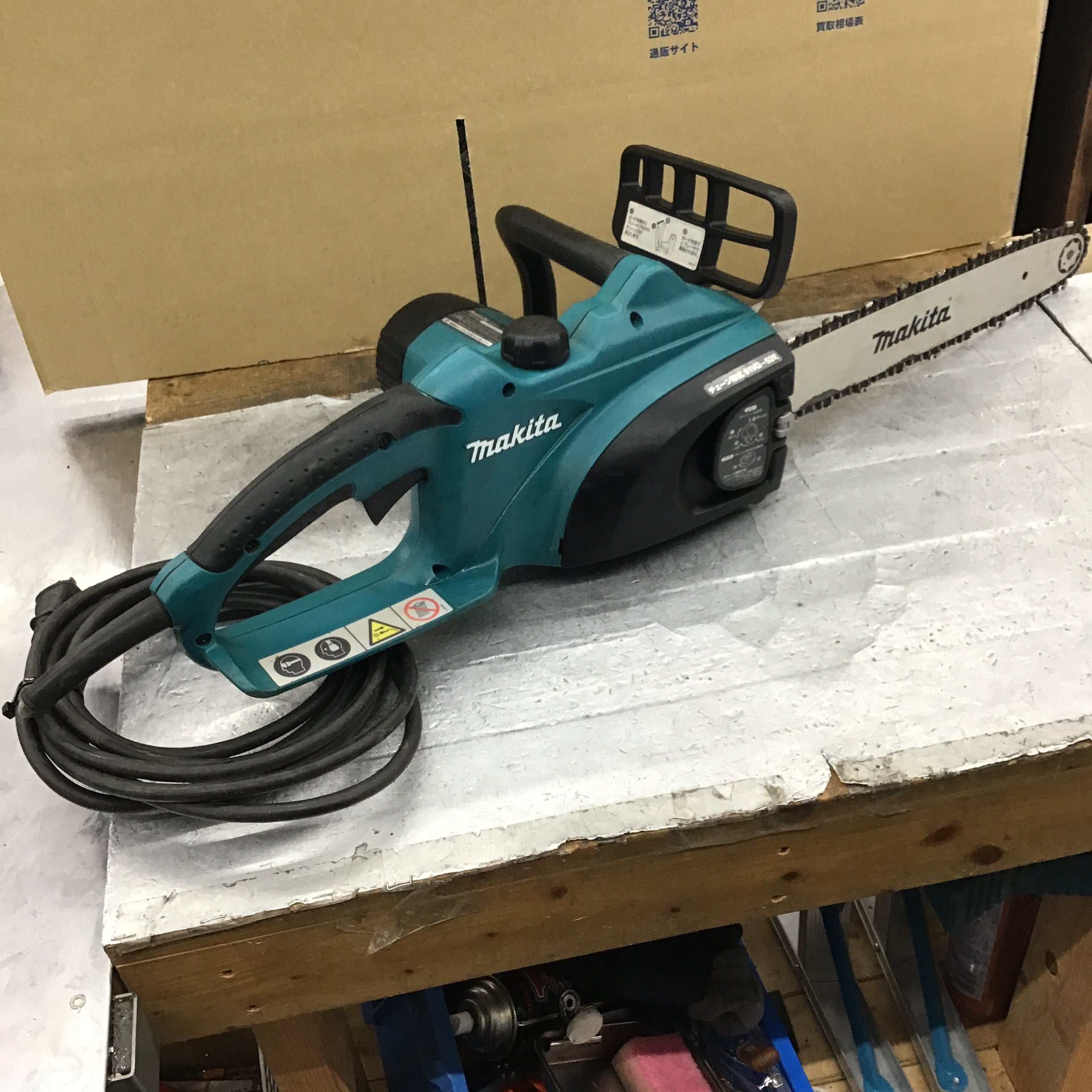 予約中！】 中古品 MUC351 チェンソー 電気 350mm マキタ makita