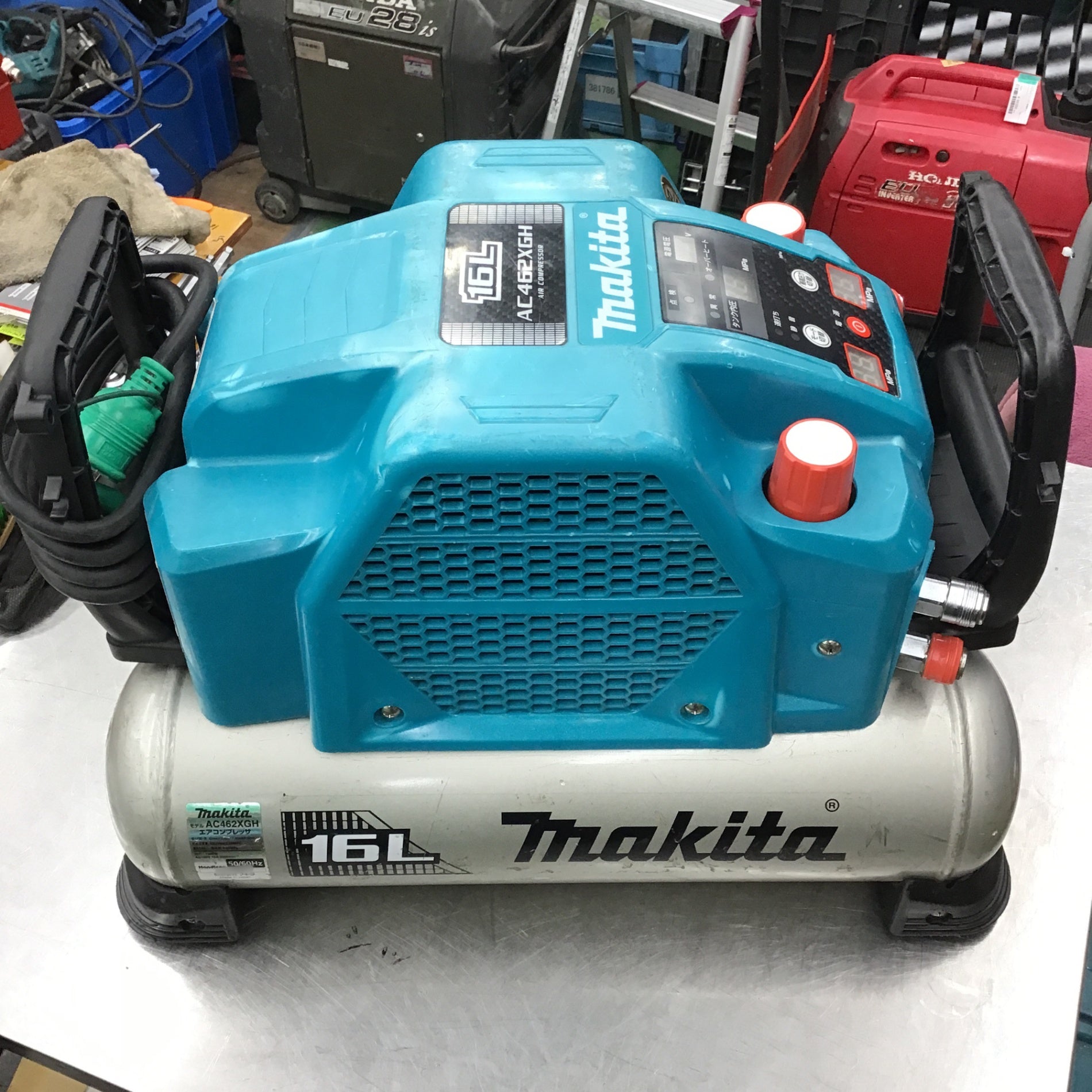 ★マキタ(makita) エアコンプレッサー AC462XGH【桶川店】